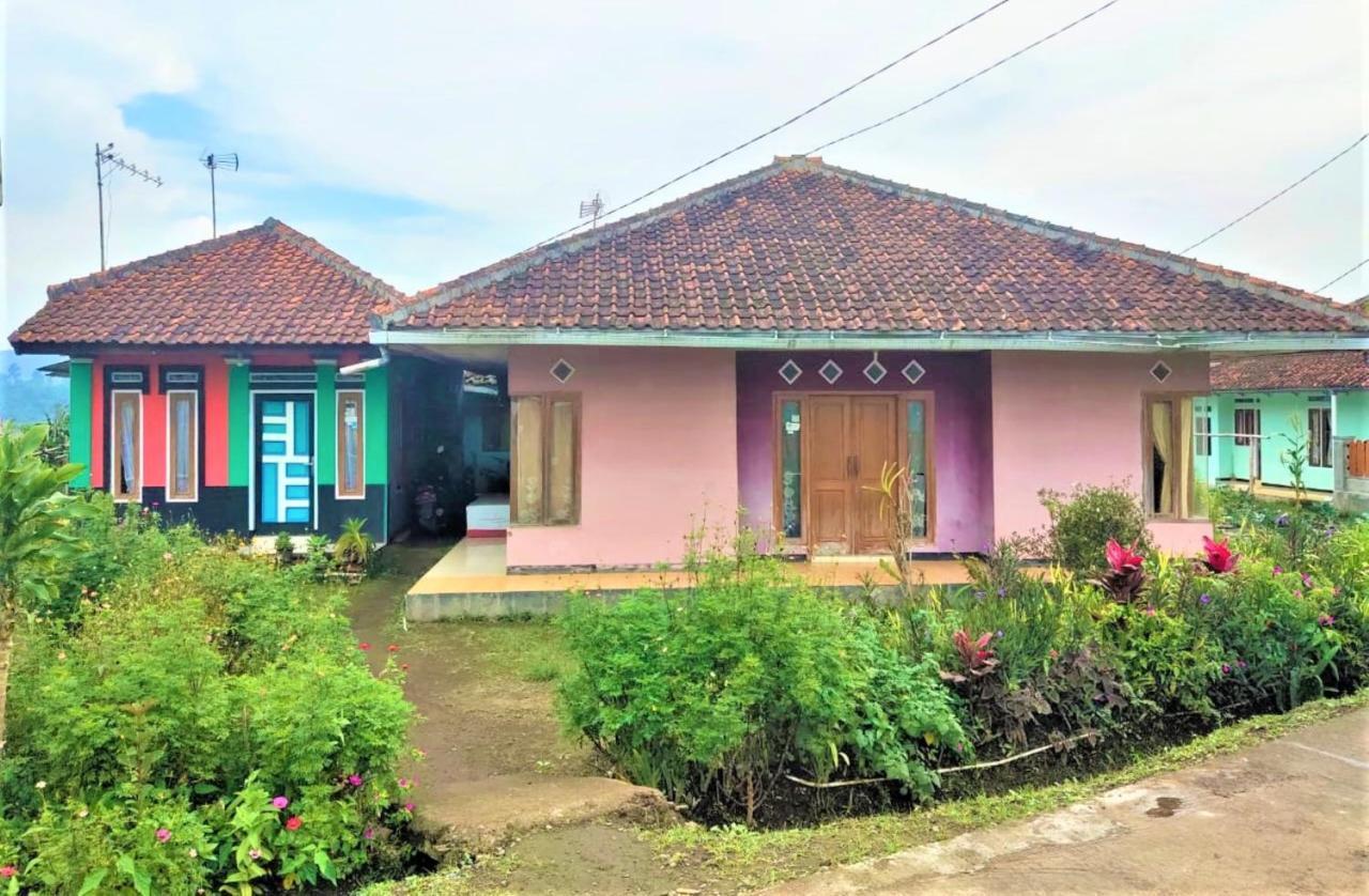 Villa Lembang Bunda Cikareumbi Exterior foto