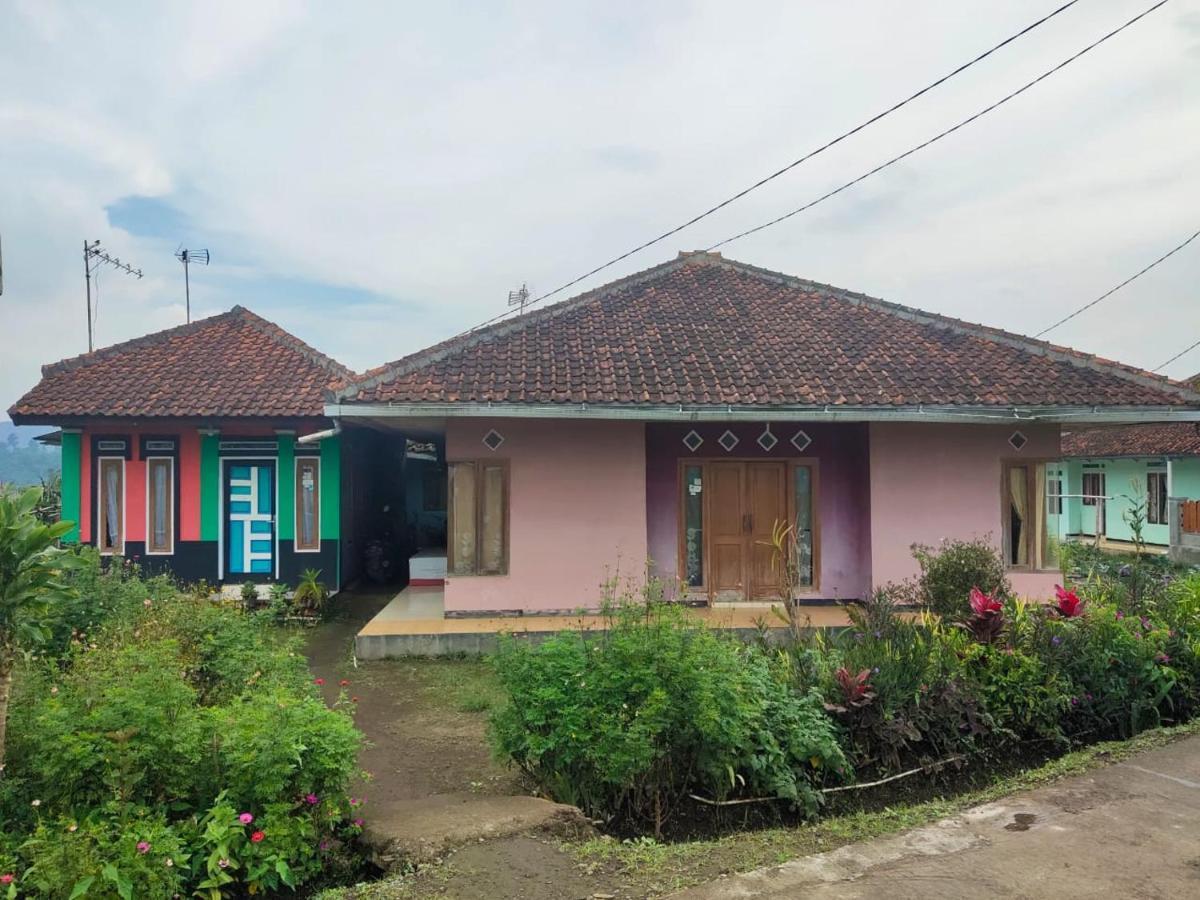 Villa Lembang Bunda Cikareumbi Exterior foto